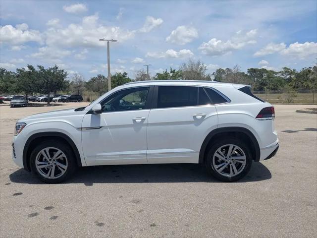 2024 Volkswagen Atlas Cross Sport 2.0T SEL R-Line