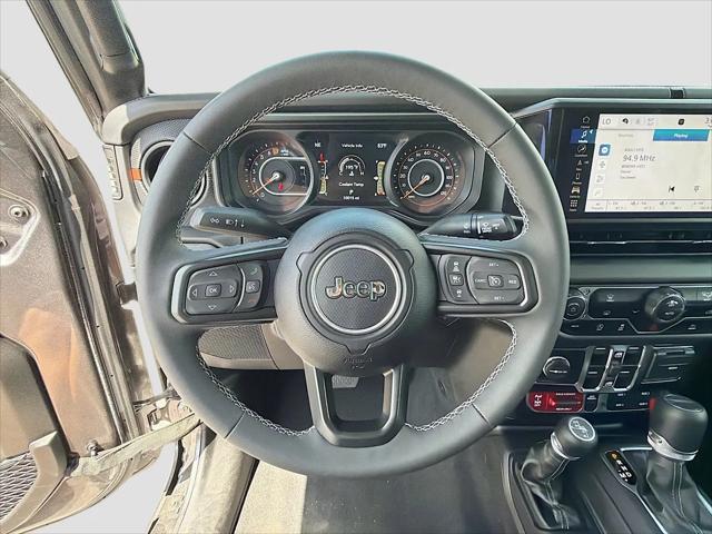 2025 Jeep Gladiator Sport