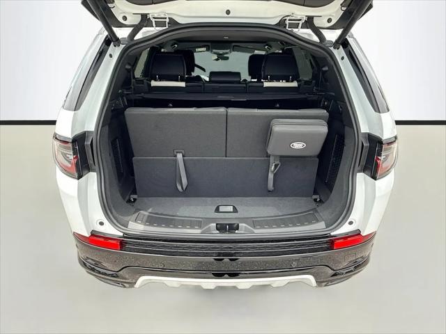 2026 Land Rover Discovery Sport Landmark