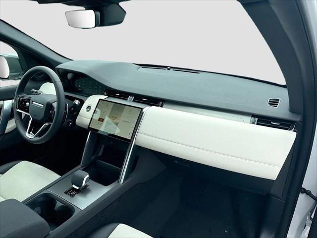 2026 Land Rover Discovery Sport Landmark