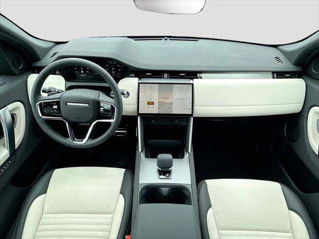2026 Land Rover Discovery Sport Landmark