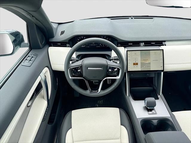 2026 Land Rover Discovery Sport Landmark