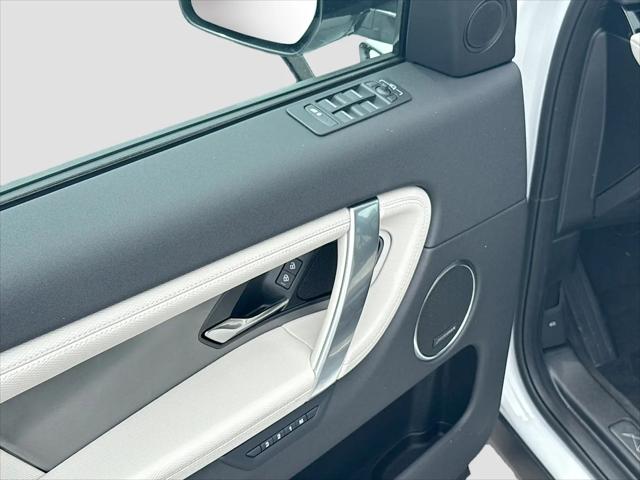 2026 Land Rover Discovery Sport Landmark