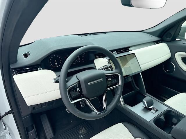 2026 Land Rover Discovery Sport Landmark