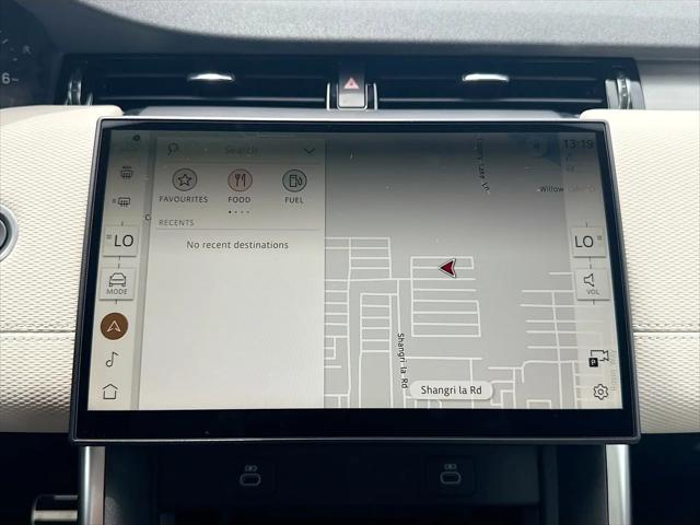 2026 Land Rover Discovery Sport Landmark