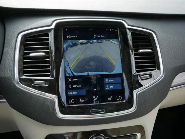 2017 Volvo XC90 T6 Momentum