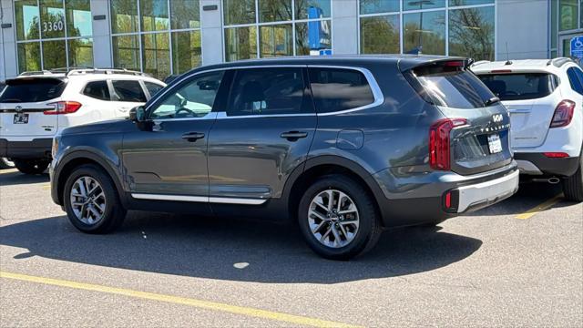 2023 Kia Telluride LX