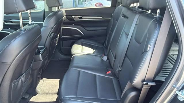 2023 Kia Telluride LX