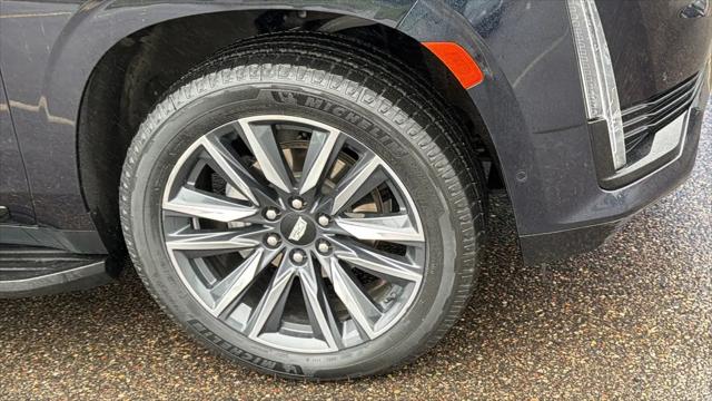 2023 Cadillac Escalade ESV 4WD Sport