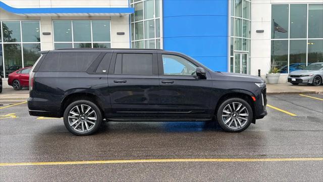 2023 Cadillac Escalade ESV 4WD Sport