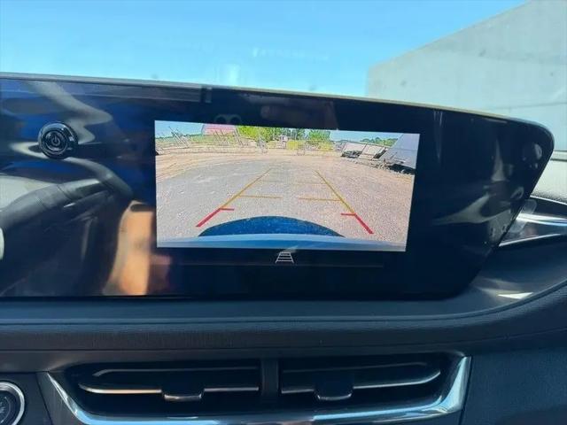 2026 Buick NV Preferred FWD