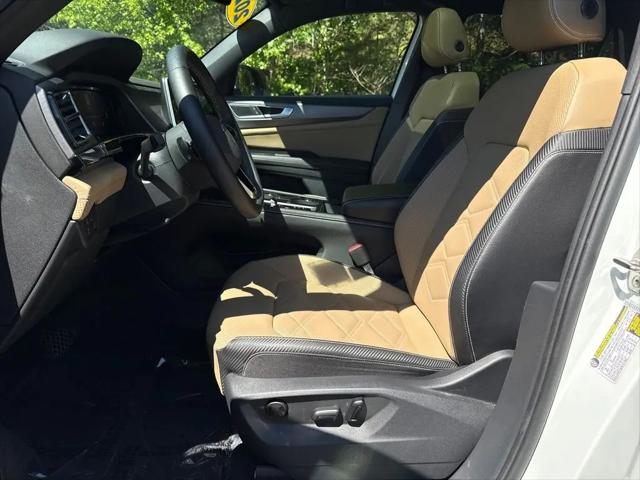 2024 Volkswagen Atlas Cross Sport 2.0T SE w/Technology