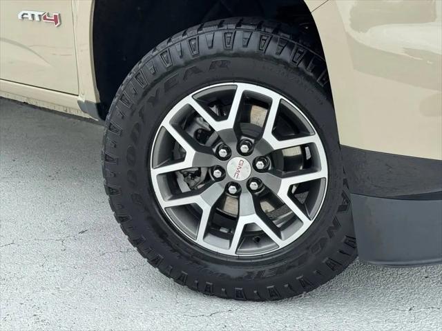 2022 GMC Canyon 4WD Crew Cab Short Box AT4 - Leather