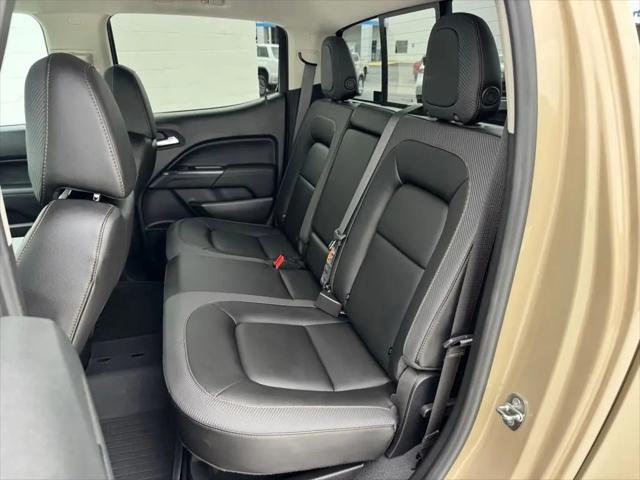 2022 GMC Canyon 4WD Crew Cab Short Box AT4 - Leather