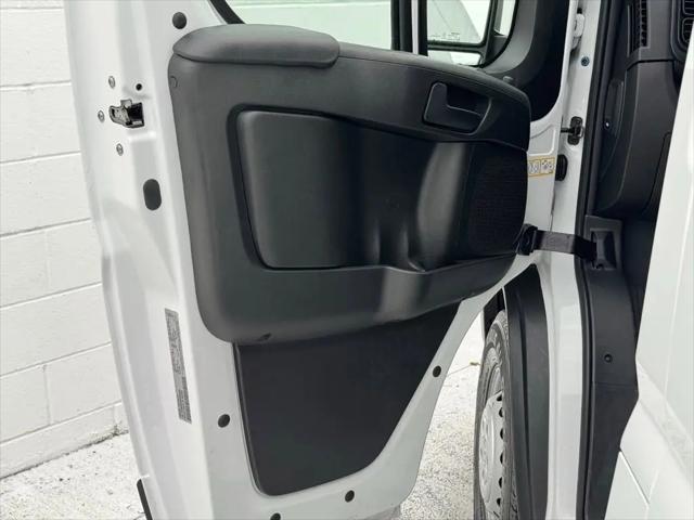 2025 Ram ProMaster Cargo Van Tradesman High Roof 159" WB w/Pass Seat