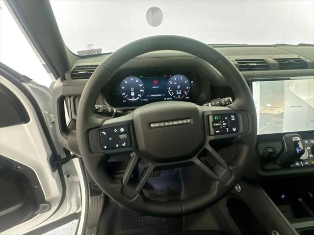 2026 Land Rover Defender P400 X-Dynamic SE