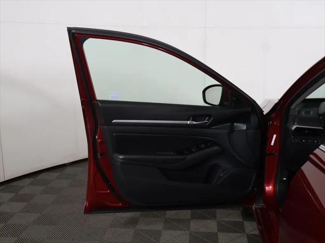 2023 Nissan Altima SV FWD