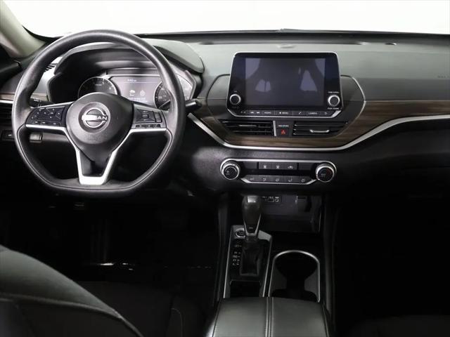 2023 Nissan Altima SV FWD