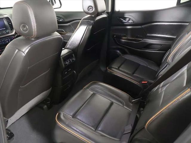 2023 GMC Acadia AWD AT4