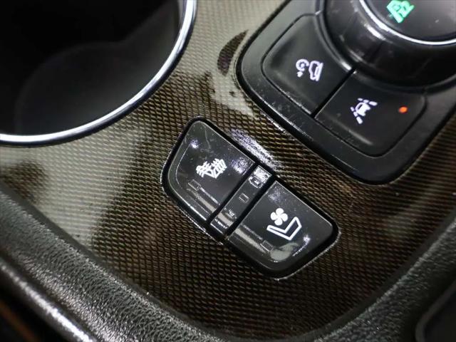 2023 GMC Acadia AWD AT4