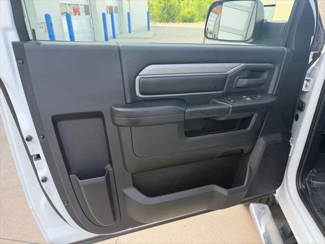 2022 Ram 3500 Tradesman Regular Cab 4x4 8' Box