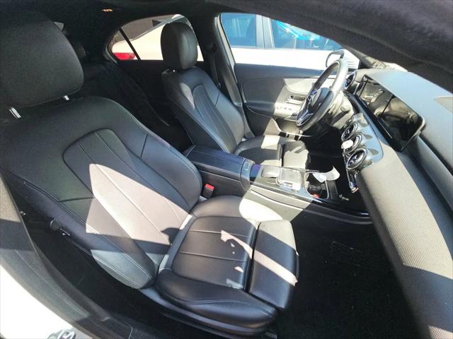 2019 Mercedes-Benz A 220 A 220