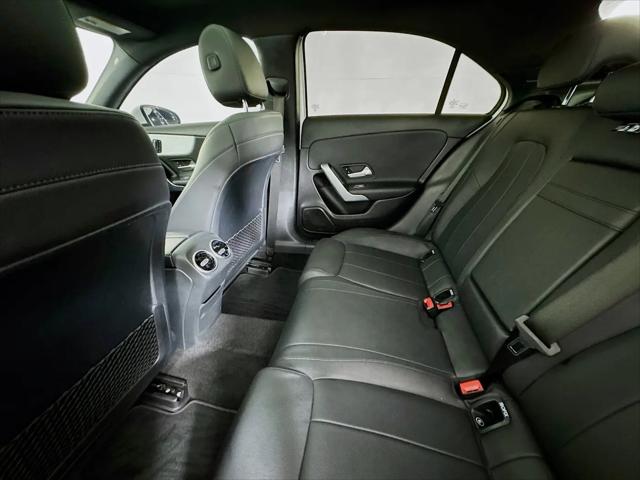 2019 Mercedes-Benz A 220 A 220