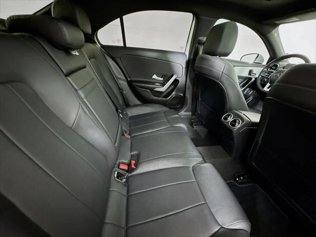2019 Mercedes-Benz A 220 A 220