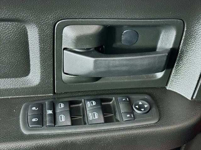 2019 Ram 1500 Classic Express Quad Cab 4x4 6'4" Box