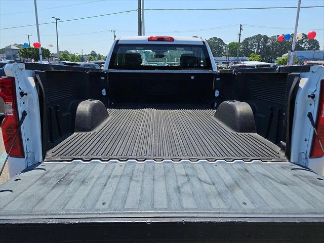 2022 Chevrolet Silverado 1500 2WD Regular Cab Long Bed WT