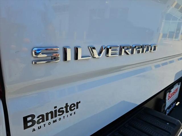 2022 Chevrolet Silverado 1500 2WD Regular Cab Long Bed WT