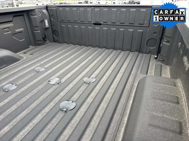 2025 GMC Sierra 2500HD 4WD Crew Cab Standard Bed SLT