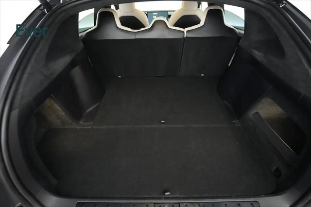 2023 Tesla Model X Standard Range