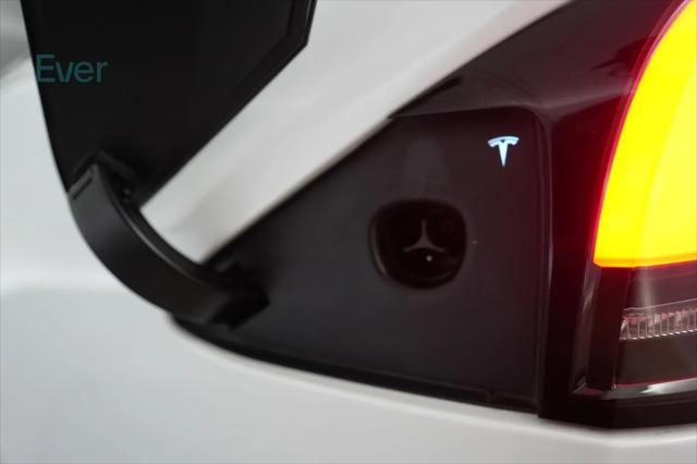 2023 Tesla Model X Standard Range