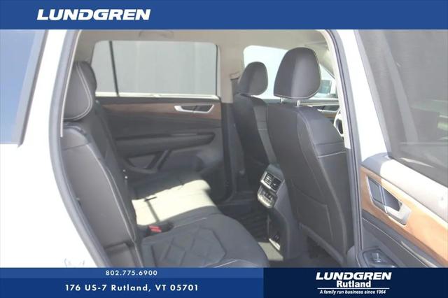 2026 Volkswagen Atlas SE with Technology