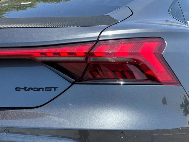 2022 Audi RS e-tron GT quattro