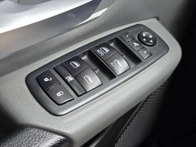 2020 Ram 1500 Big Horn Crew Cab 4x4 5'7" Box