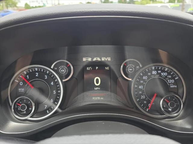 2020 Ram 1500 Big Horn Crew Cab 4x4 5'7" Box