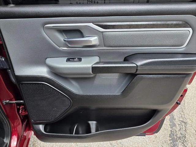 2020 Ram 1500 Big Horn Crew Cab 4x4 5'7" Box