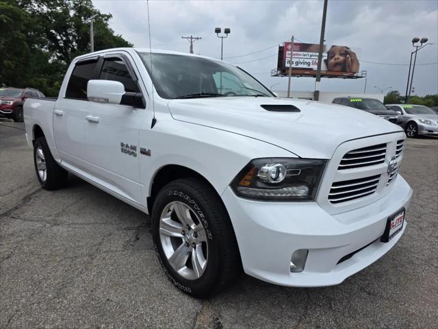 2017 Ram 1500 Sport Crew Cab 4x4 5'7" Box