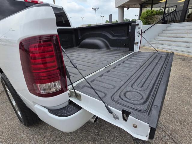 2017 Ram 1500 Sport Crew Cab 4x4 5'7" Box