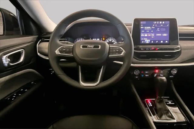 2022 Jeep Compass Latitude FWD