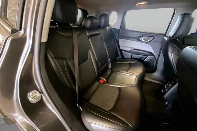 2022 Jeep Compass Latitude FWD