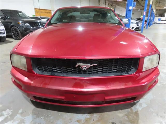 2007 Ford Mustang V6 Deluxe