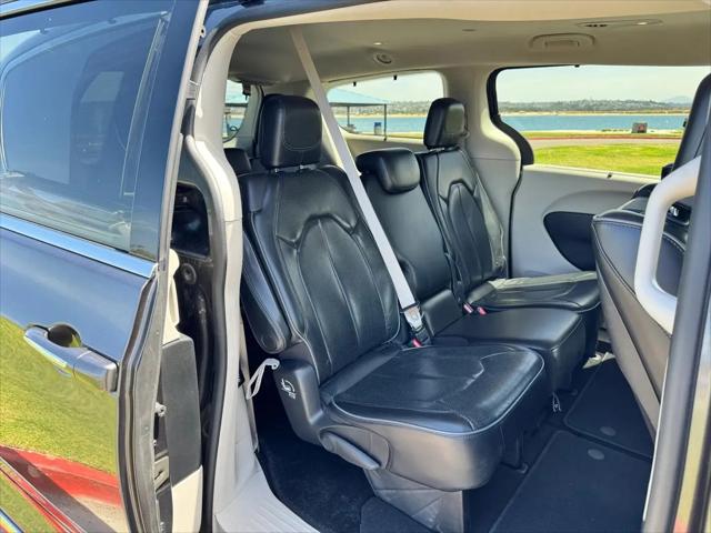 2017 Chrysler Pacifica Limited