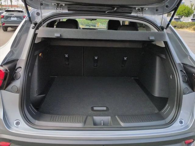 2026 Chevrolet Trax FWD LT