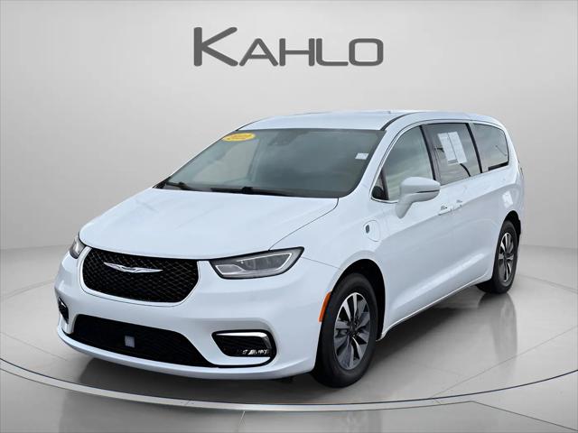 2022 Chrysler Pacifica Hybrid Touring L for sale in Noblesville, IN