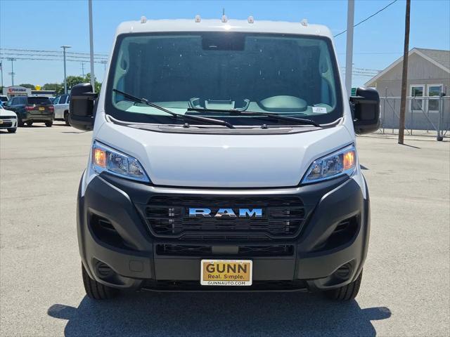 2026 Ram ProMaster Cargo Van Tradesman Low Roof 118" WB w/Pass Seat