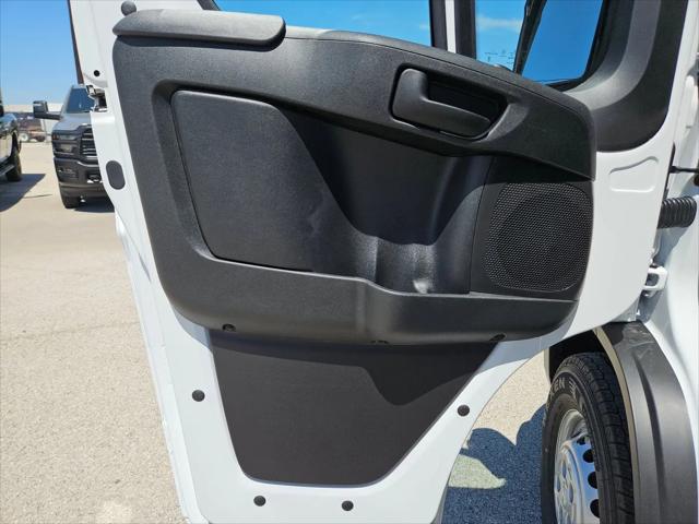 2026 Ram ProMaster Cargo Van Tradesman Low Roof 118" WB w/Pass Seat