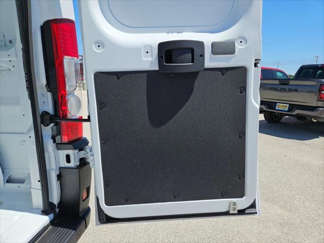 2026 Ram ProMaster Cargo Van Tradesman Low Roof 118" WB w/Pass Seat
